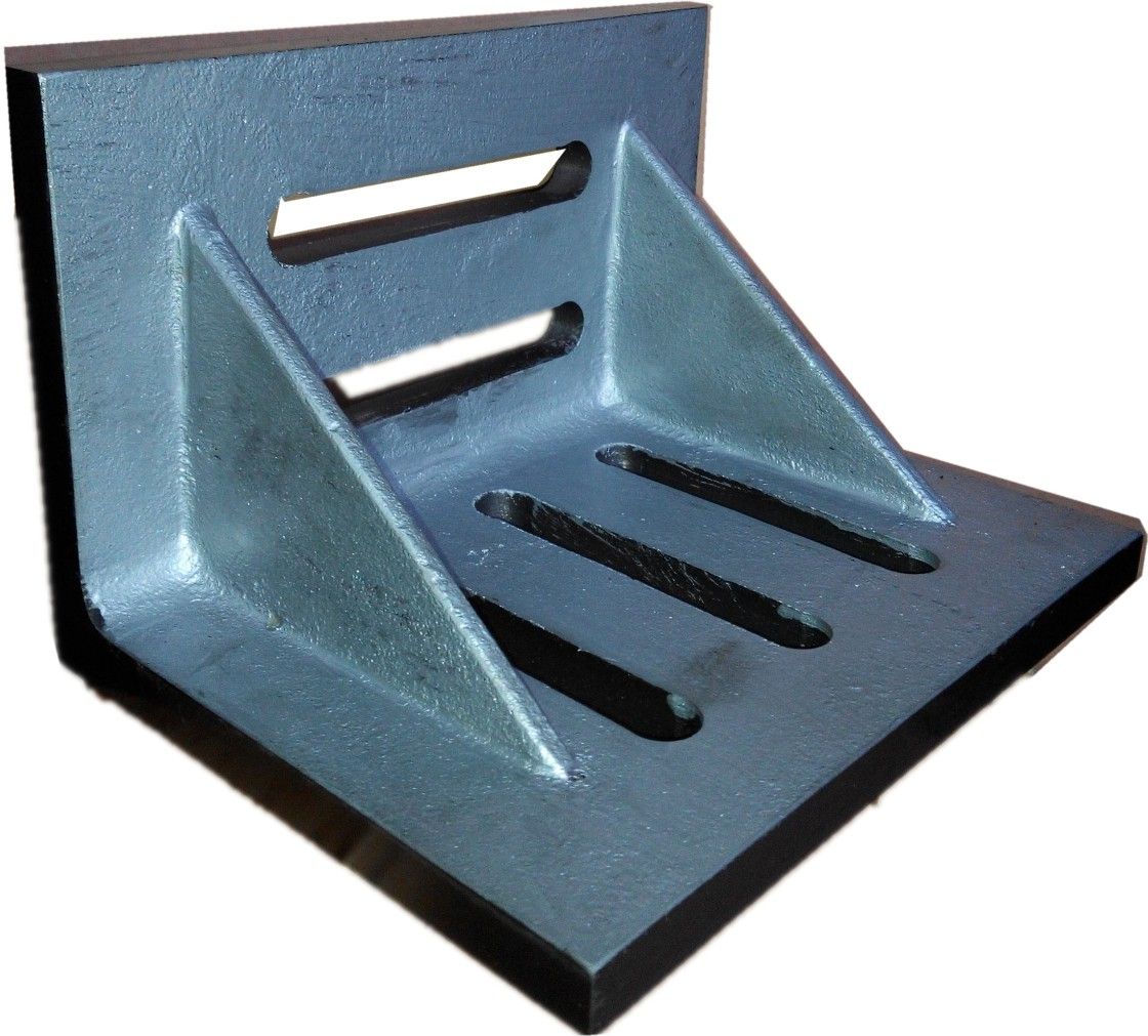 4-1/2 X 3-1/2 X 3" SLOTTED ANGLE PLATE (WEBBED (3402-0302)